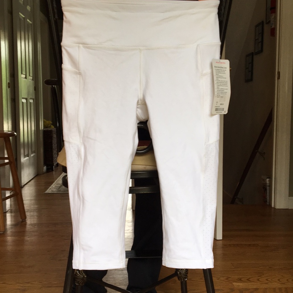 NEW LULULEMON LEGGINGS